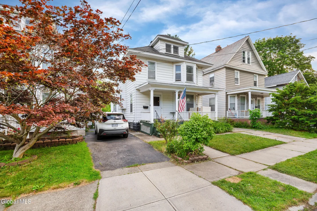 Photo of 1322 Alden Place