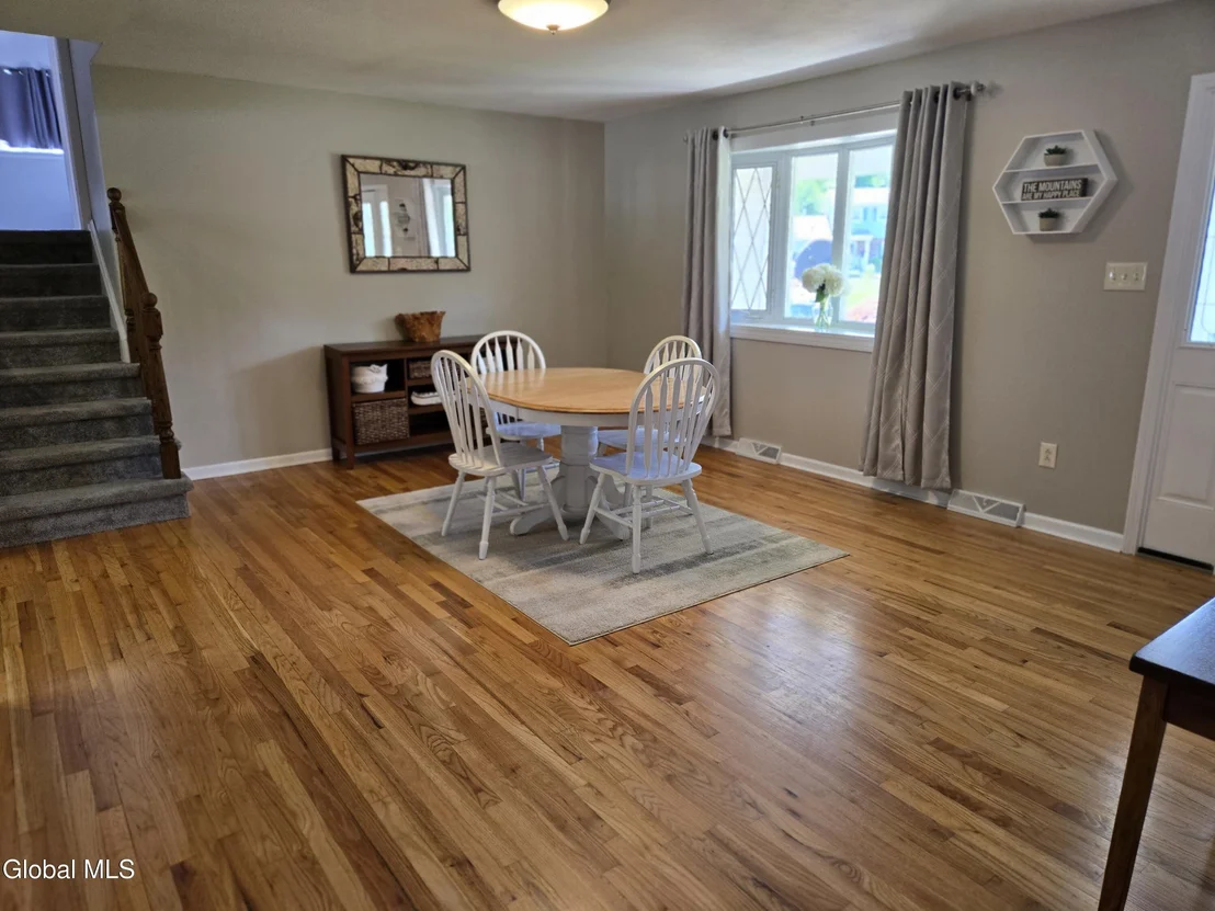Photo of 1016 Gates Drive
