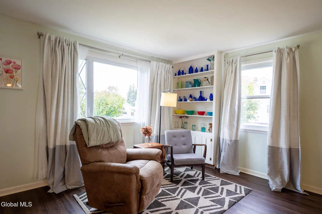 Photo of 1026 Wayne Road