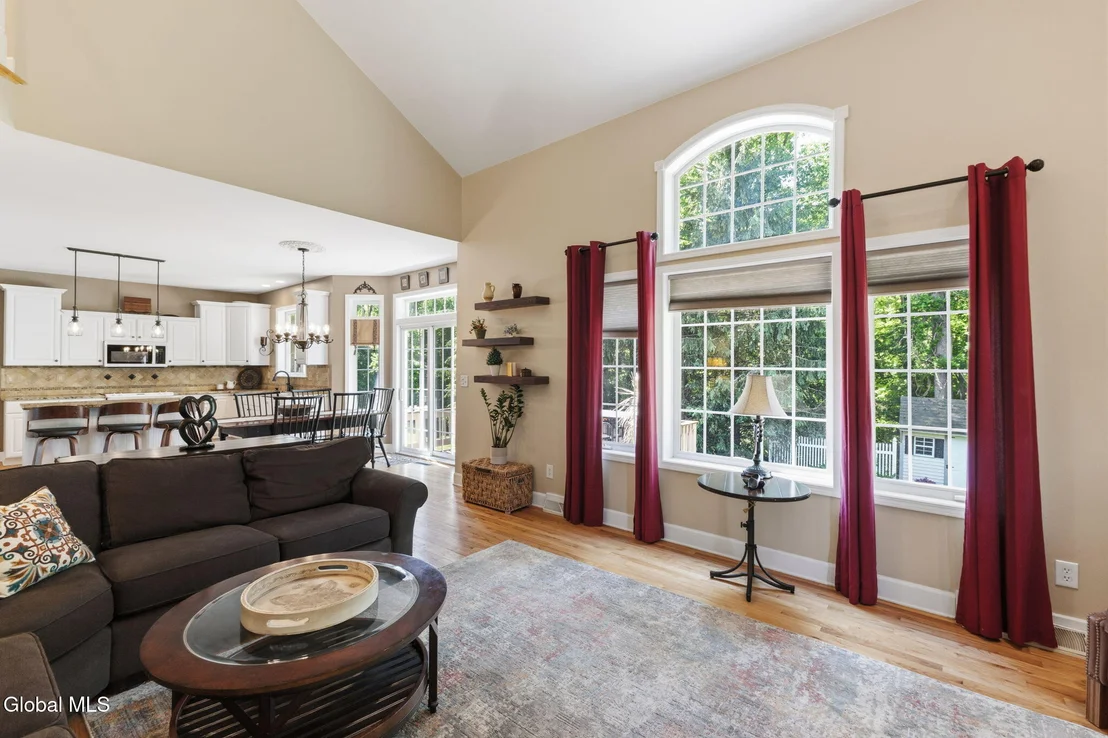 Photo of 46 Mann Boulevard