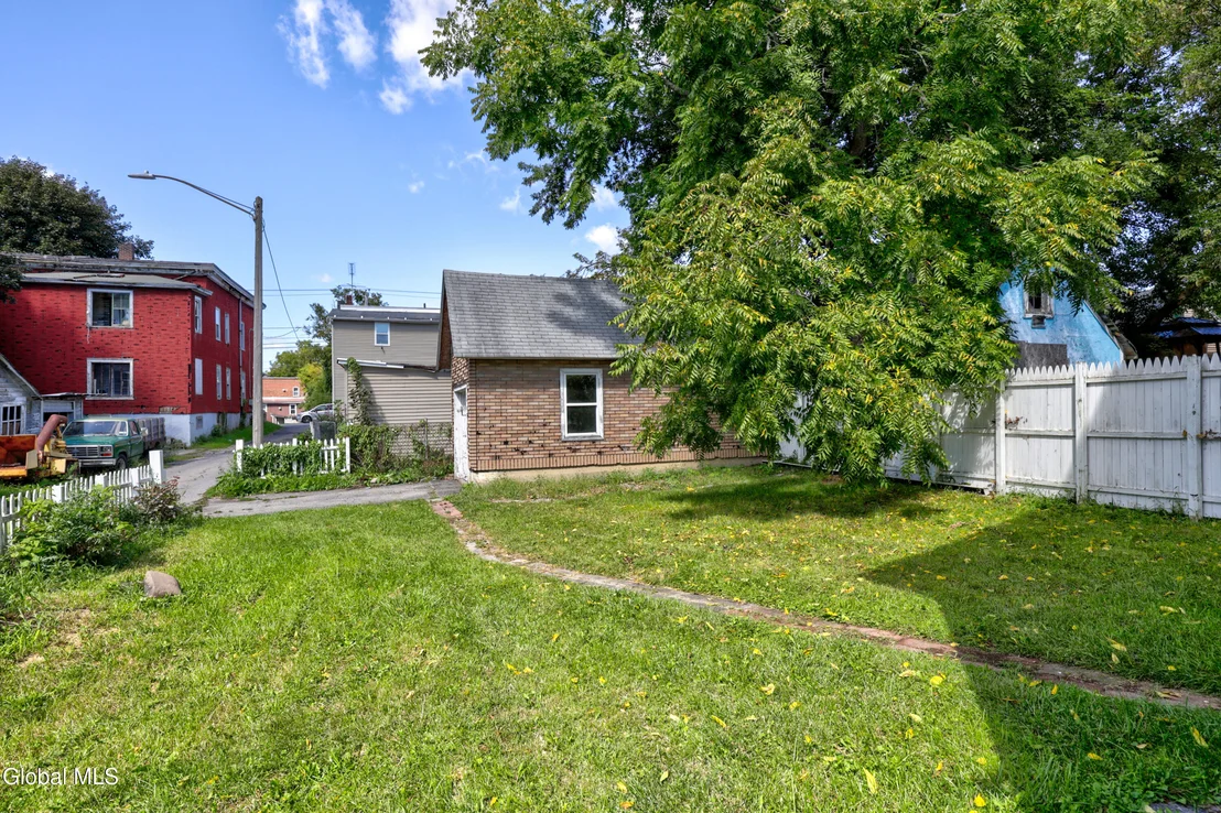 Photo of 81 James Street