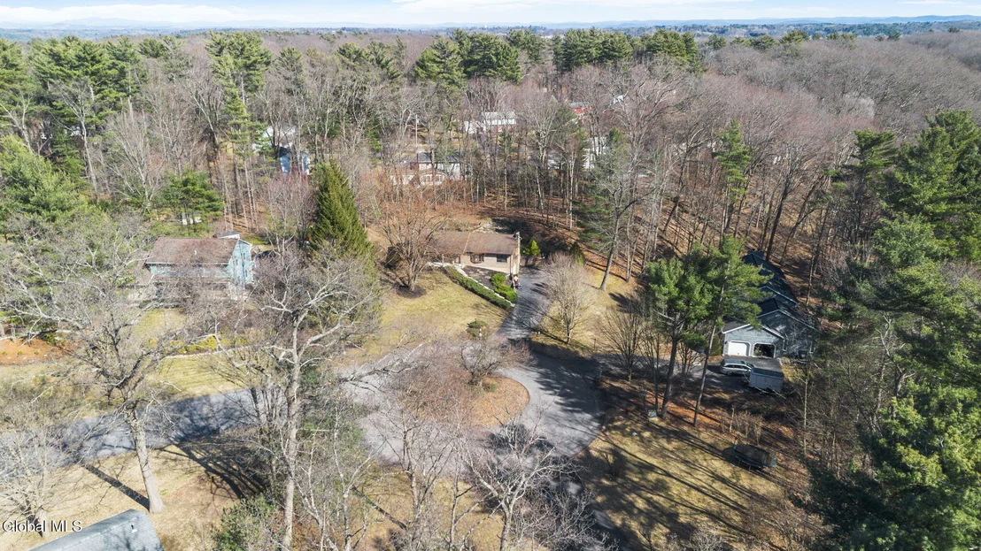 Photo of 19 Crown Point