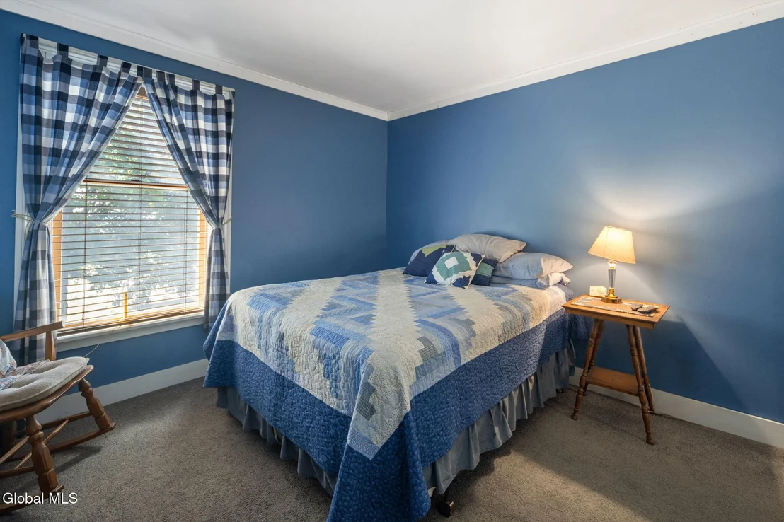 Photo of 5635 NY-40