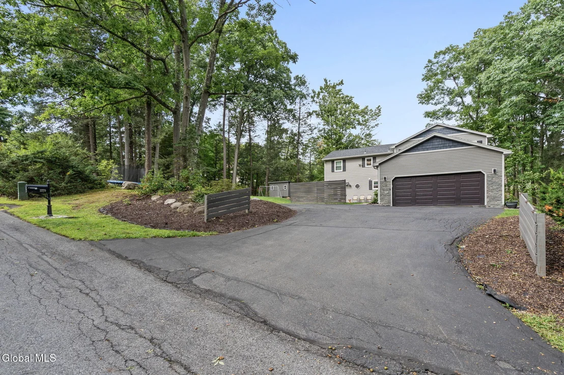 Photo of 2279 Pine Ridge Road
