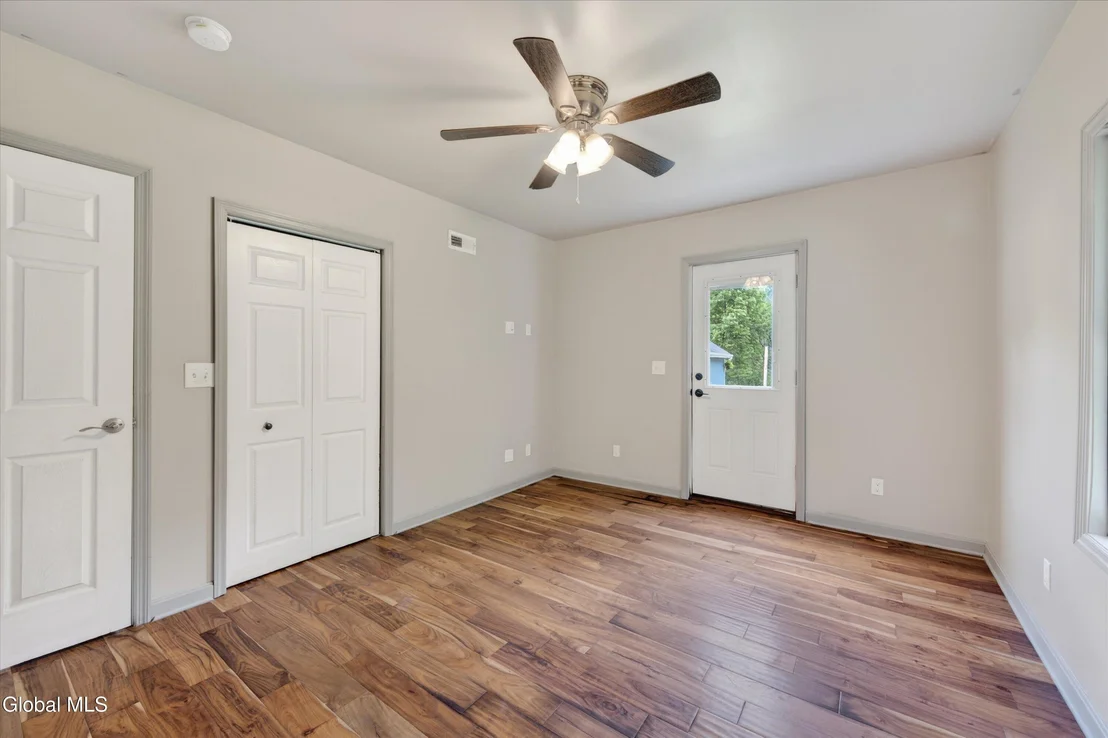 Photo of 162 Clamsteam Road