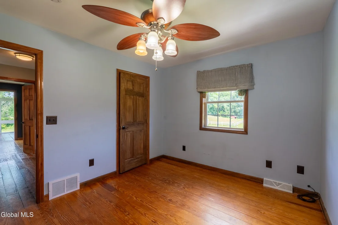 Photo of 31 Safford Road