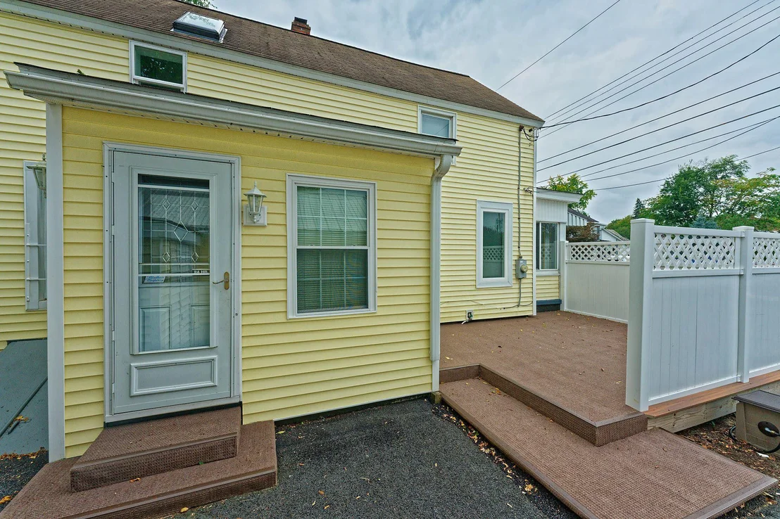 Photo of 2 FRANK Street