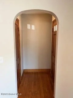 Photo of 2641 Aqueduct Road