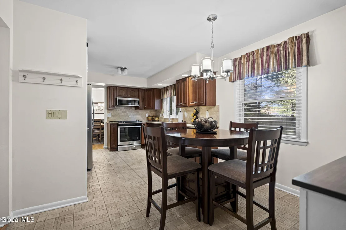 Photo of 809 Westmoreland Drive