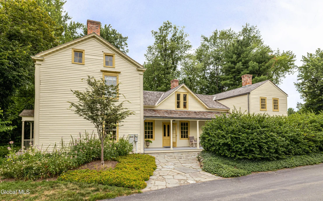 Photo of 14 & 18 Clove Road