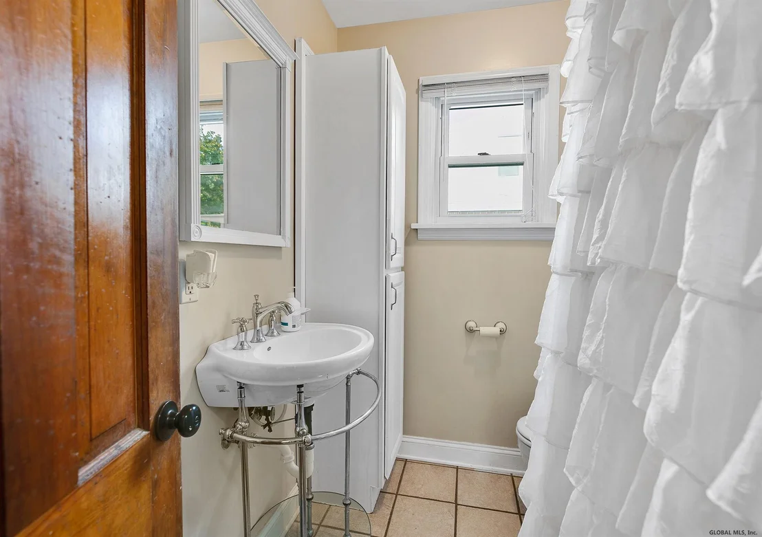 Photo of 286 BLOOMINGROVE Drive