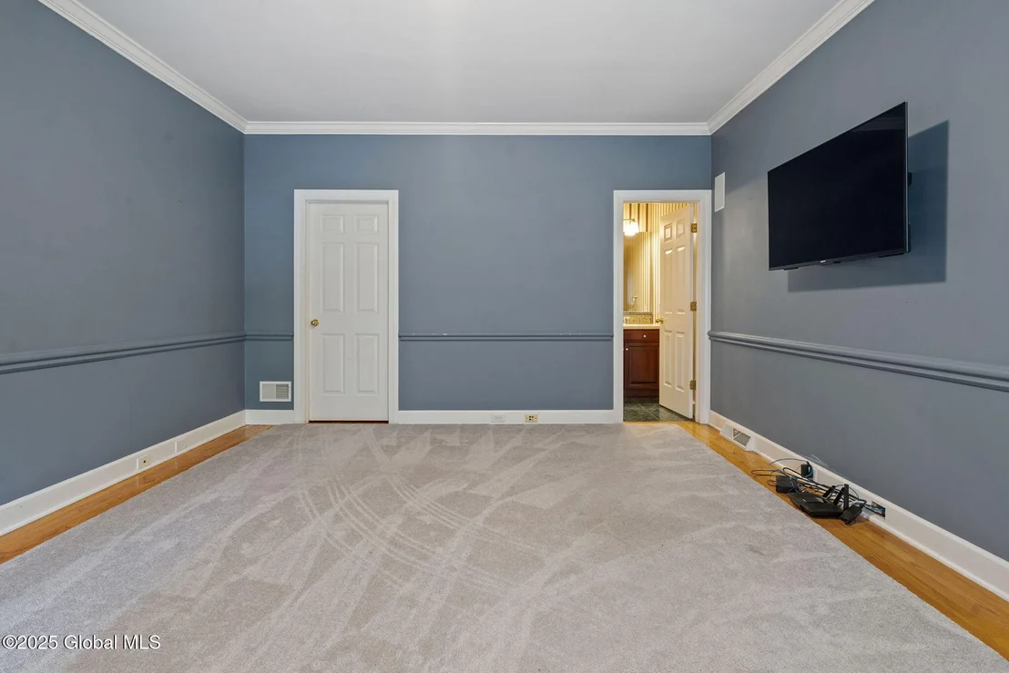 Photo of 428 Ridgehill Road