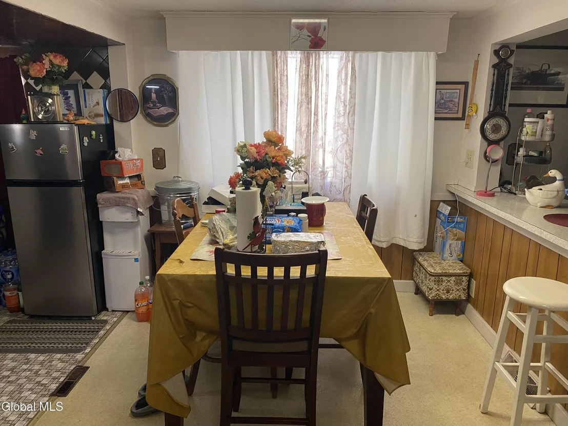 Photo of 817 Holland Road