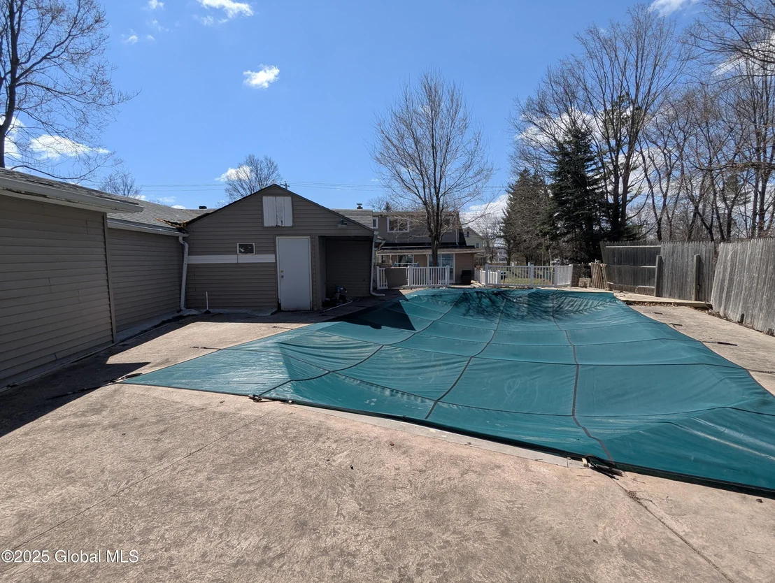 Photo of 14 Princetown Road