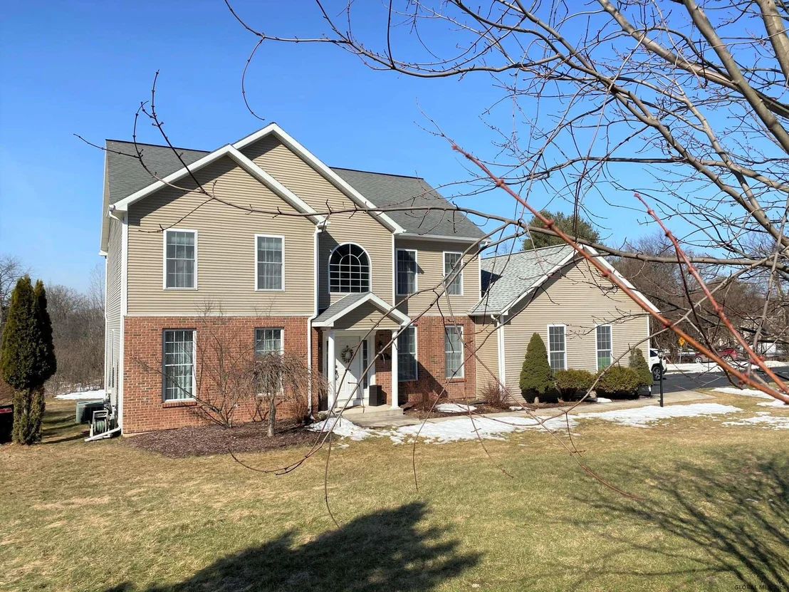 Photo of 16 BRADT Road
