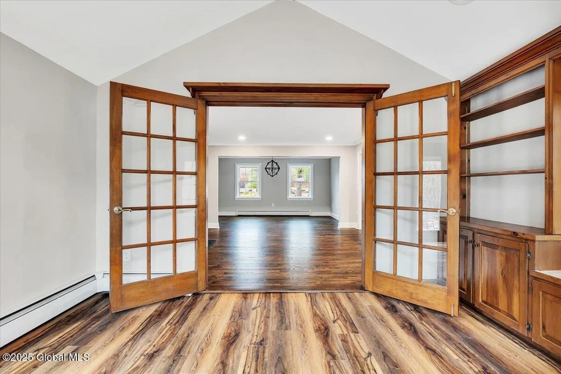 Photo of 4 Pine Drive South