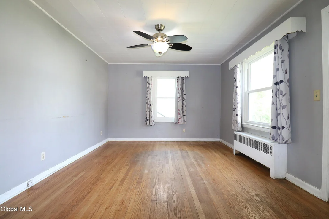 Photo of 2116 Neil Street