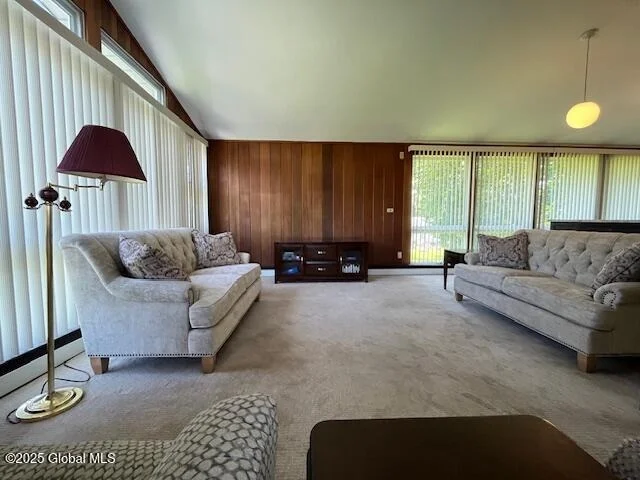Photo of 76 Putnam Road