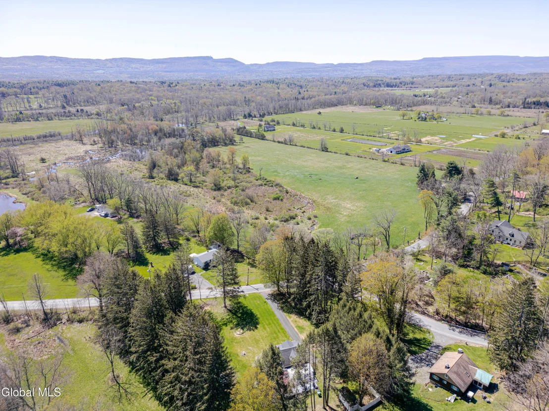 Photo of 330 Pine Bush Road