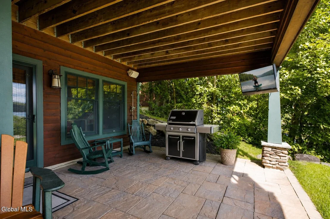 Photo of 64 Pointe Drive