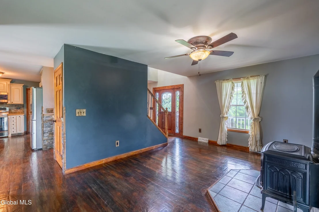 Photo of 31 Safford Road