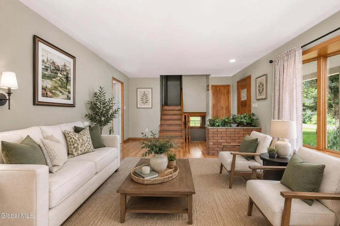 Photo of 137 Mammoth Spring Road