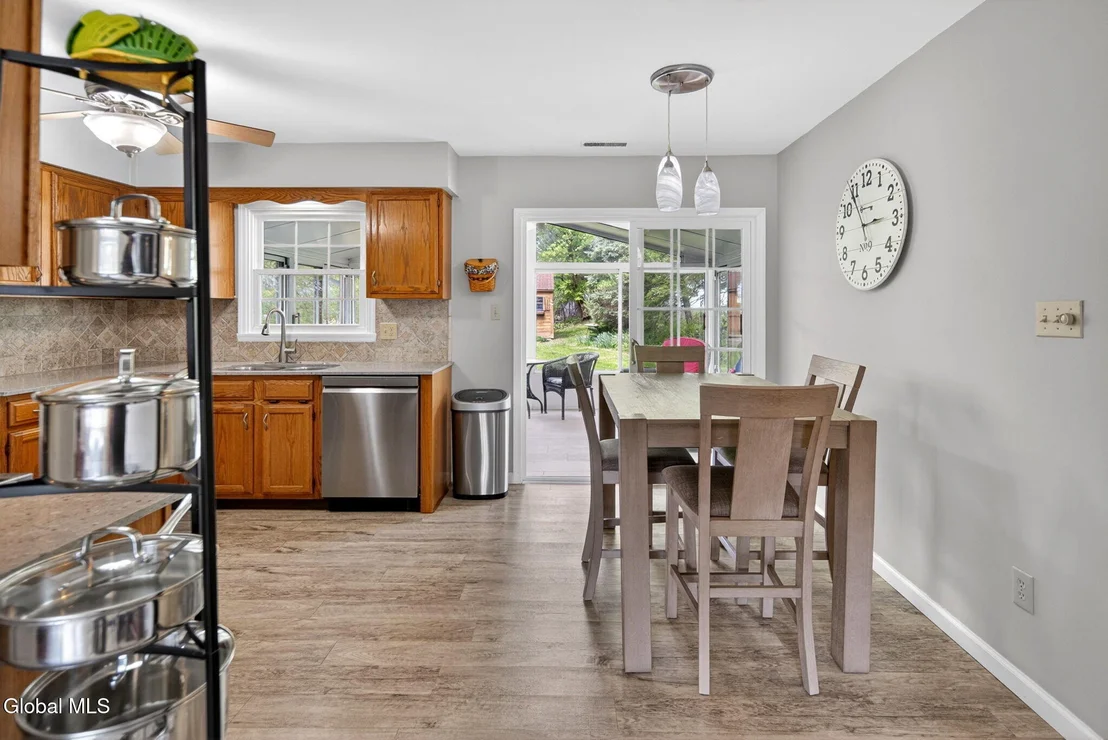 Photo of 16 Leonard Drive
