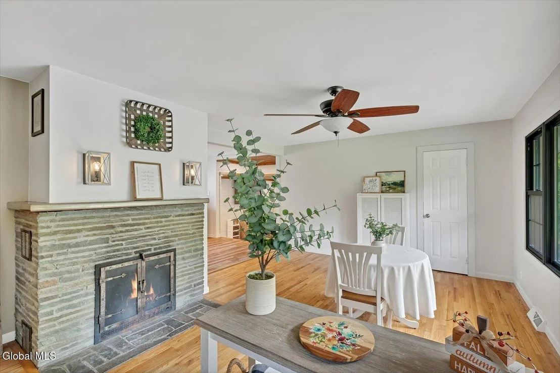 Photo of 317 Closson Road
