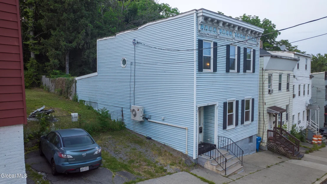 Photo of 23 McCarty Avenue