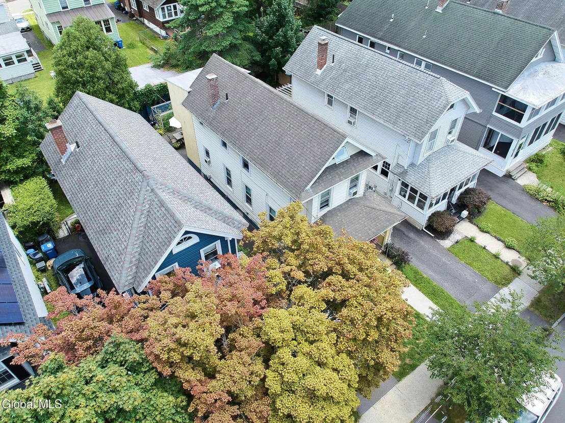 Photo of 20 Forest Avenue