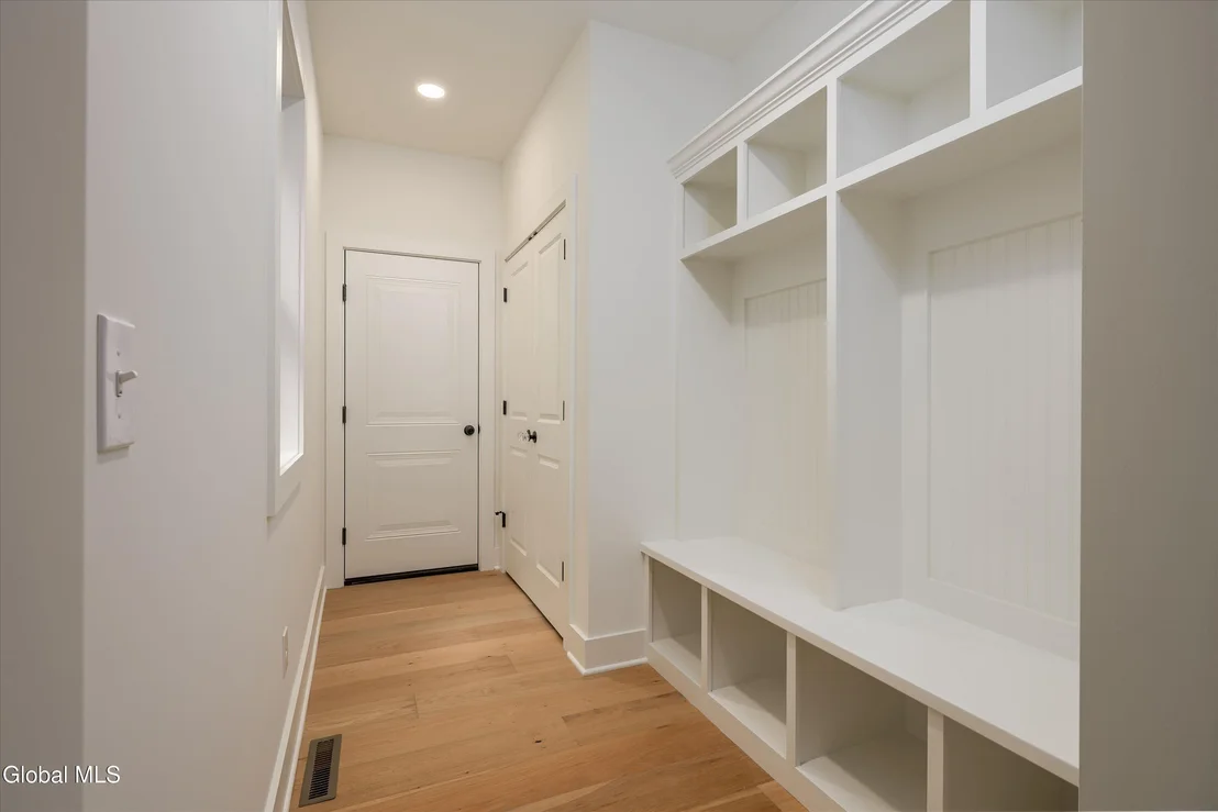 Photo of 1737 Crescent Road