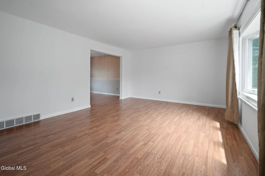 Photo of 5113 Foxwood Drive