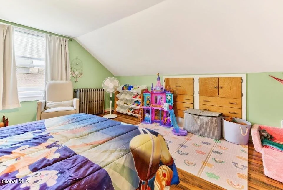 Photo of 2522 Van Dyke Avenue