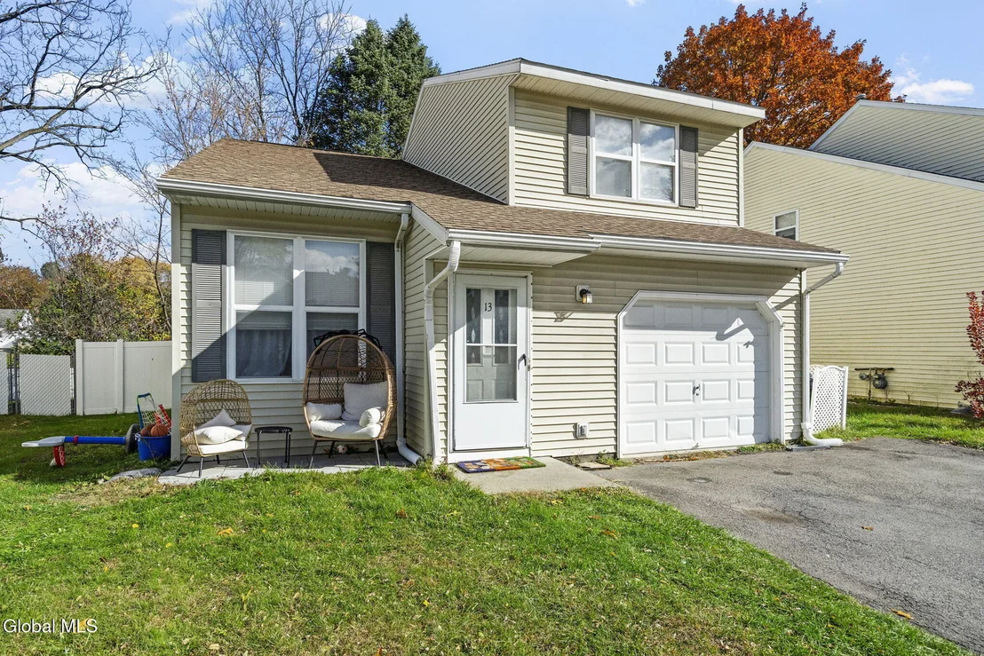 Photo of 13 Weathercrest Drive