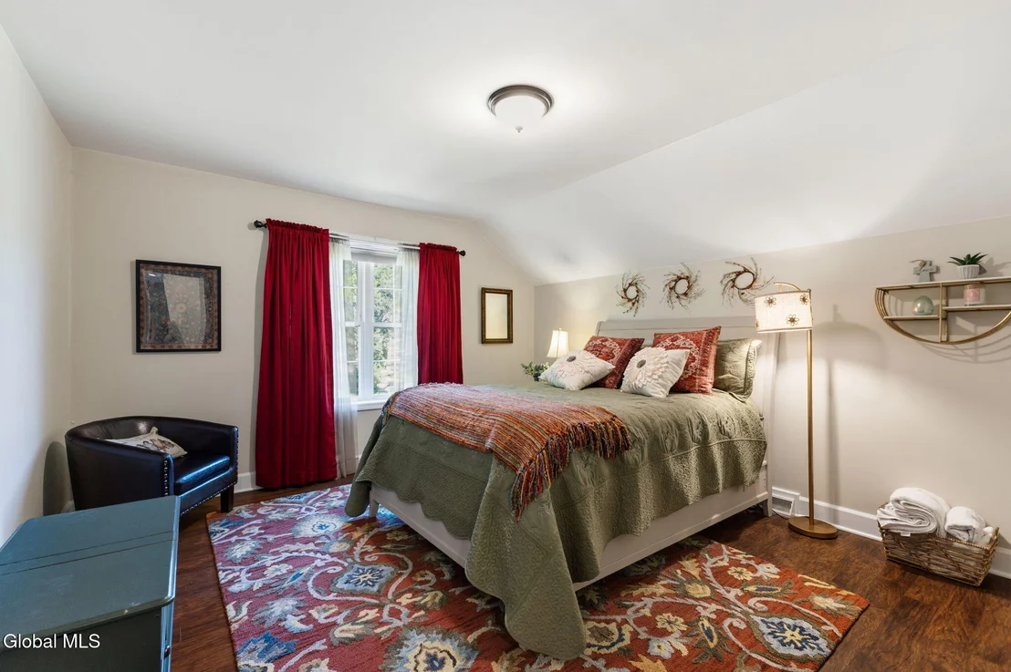Photo of 46 Mann Boulevard