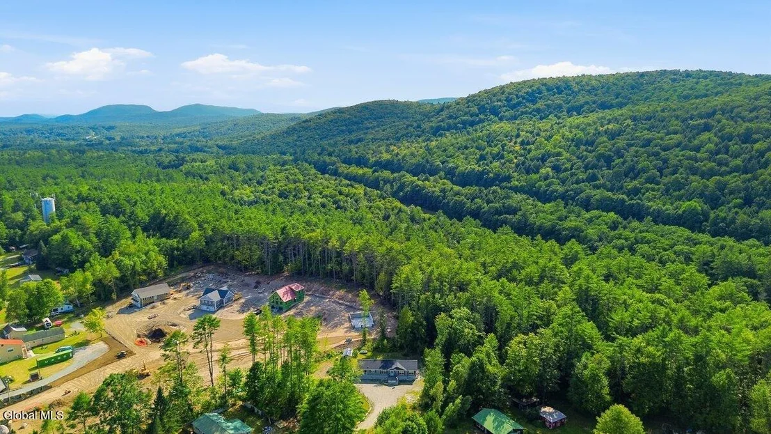 Photo of 1397 Us Route 9