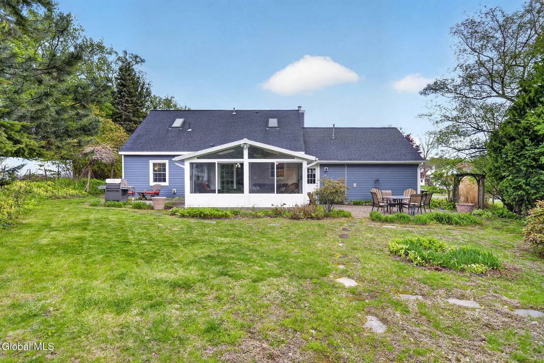 Photo of 16 Leonard Drive
