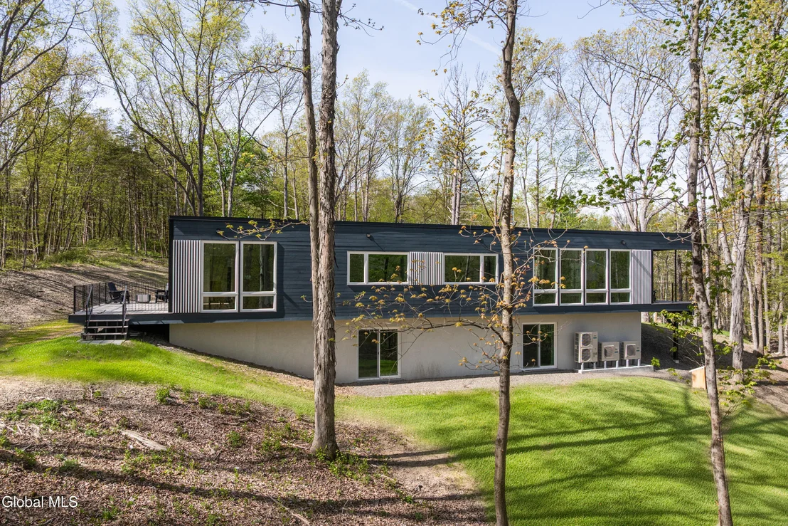 Photo of 120 Cauterskill Avenue