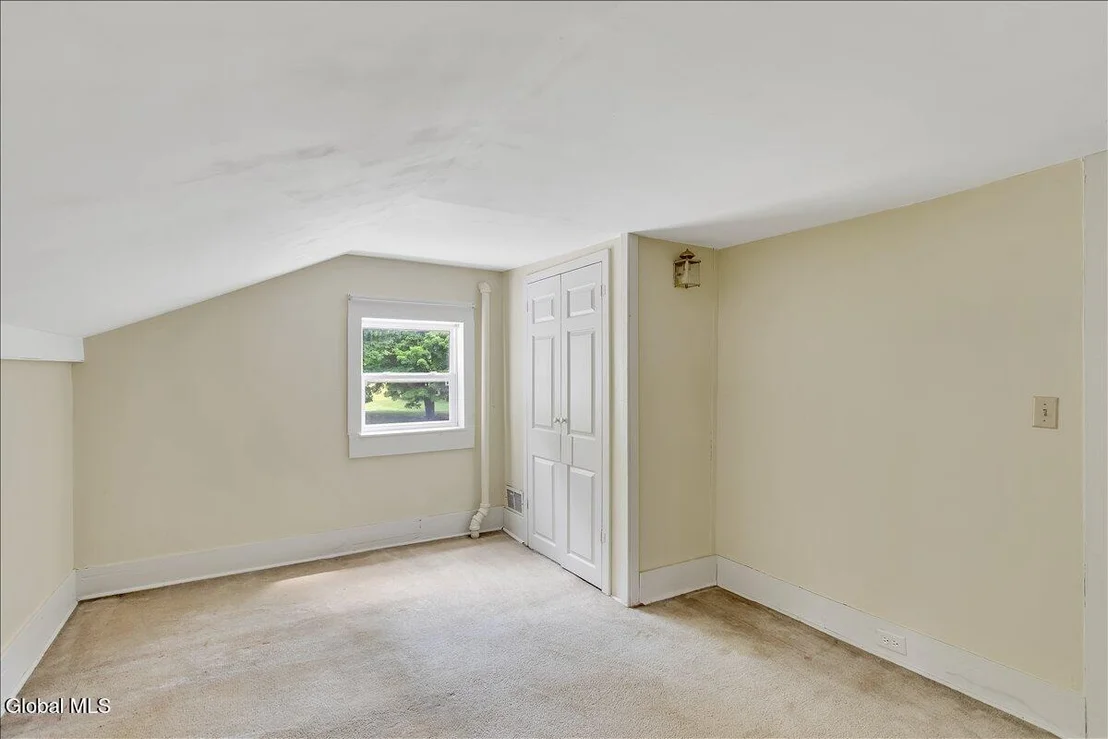 Photo of 60 Maple Avenue