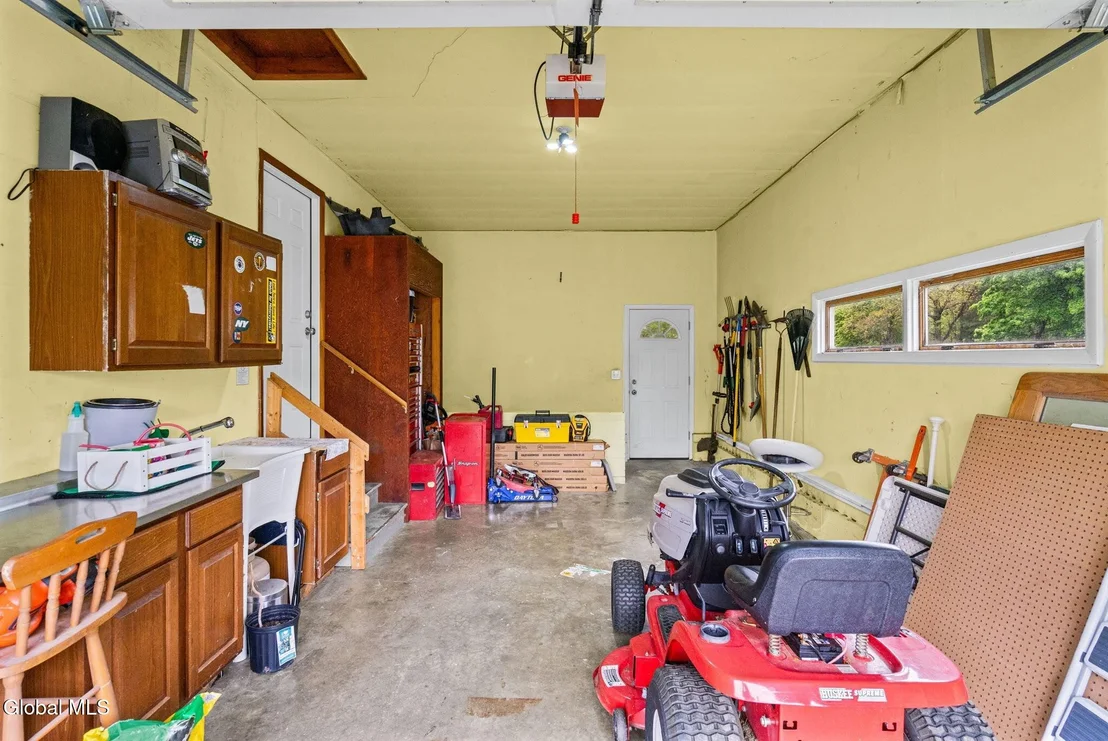 Photo of 19 Sylvan Lane