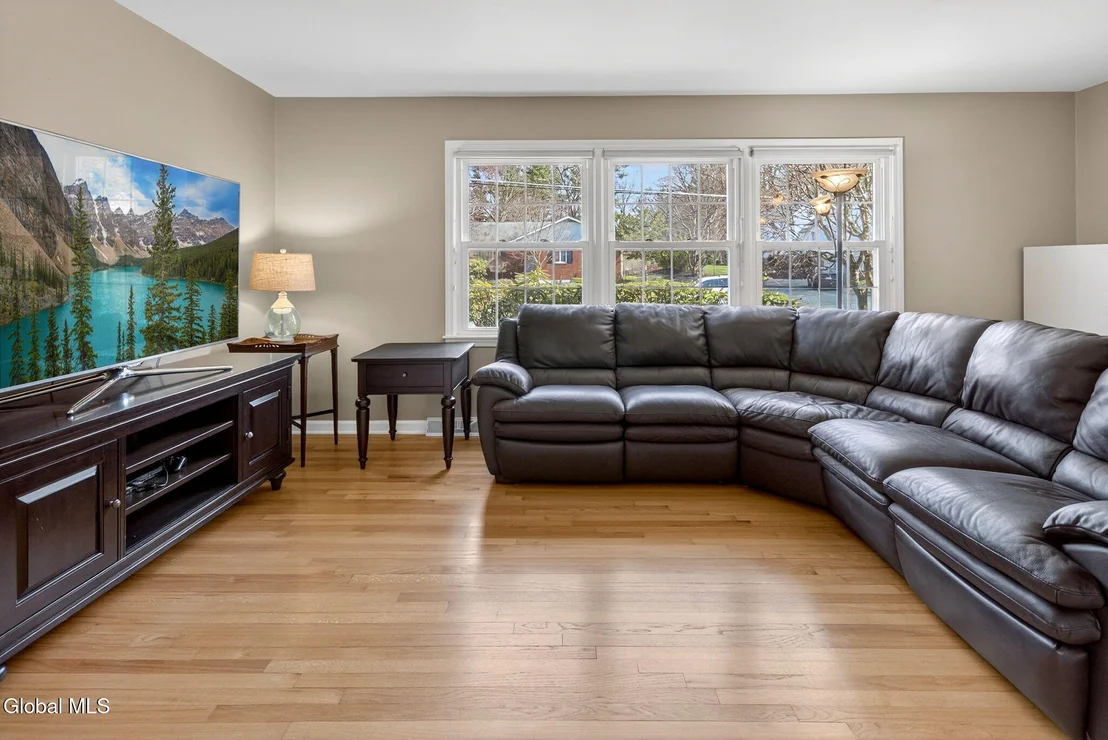 Photo of 17 Tamarack Lane