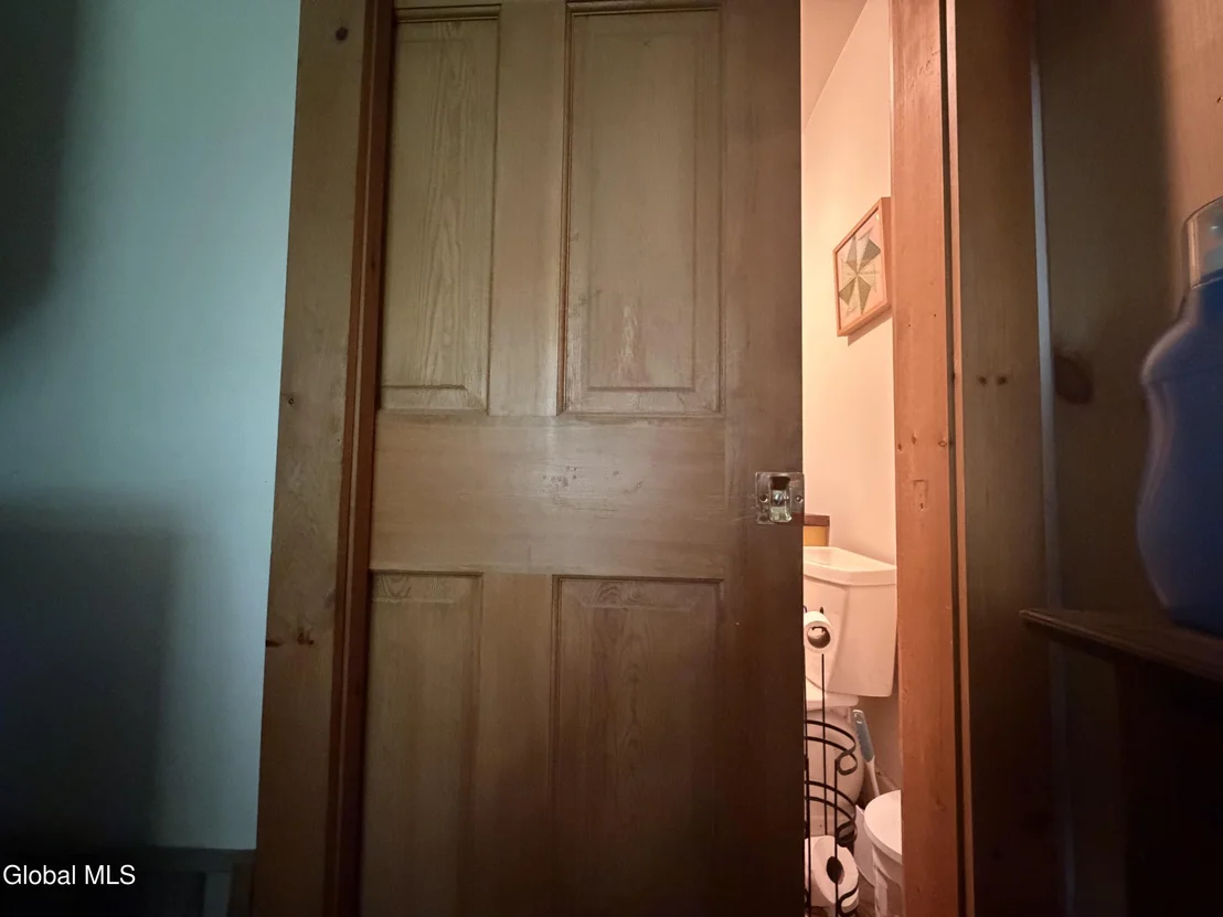 Photo of 2056 Creek Road