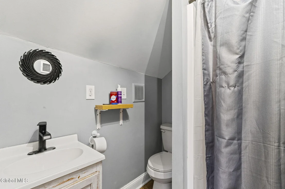 Photo of 4 Valleyview Avenue