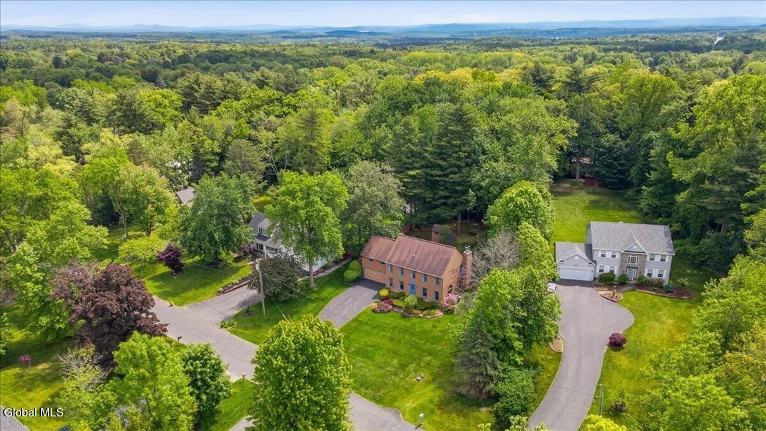Photo of 908 Mohegan Road