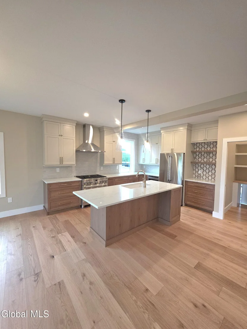 Photo of 4 Faulkner Drive