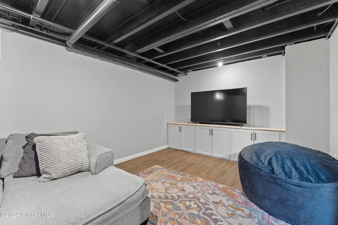Photo of 21 Grey Fox Drive