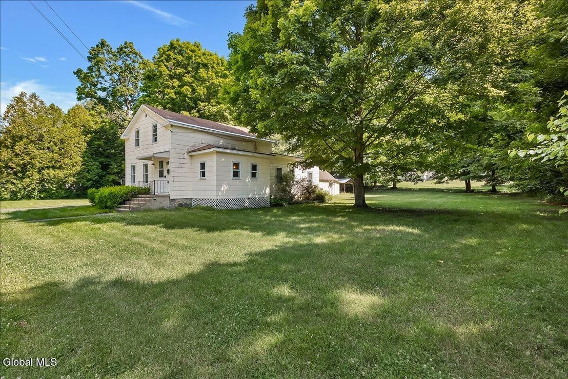 Photo of 60 Maple Avenue