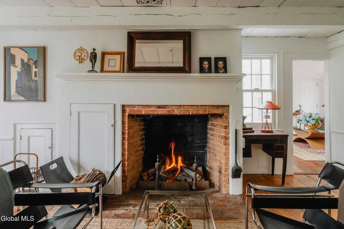 Photo of 433 Rapp Road
