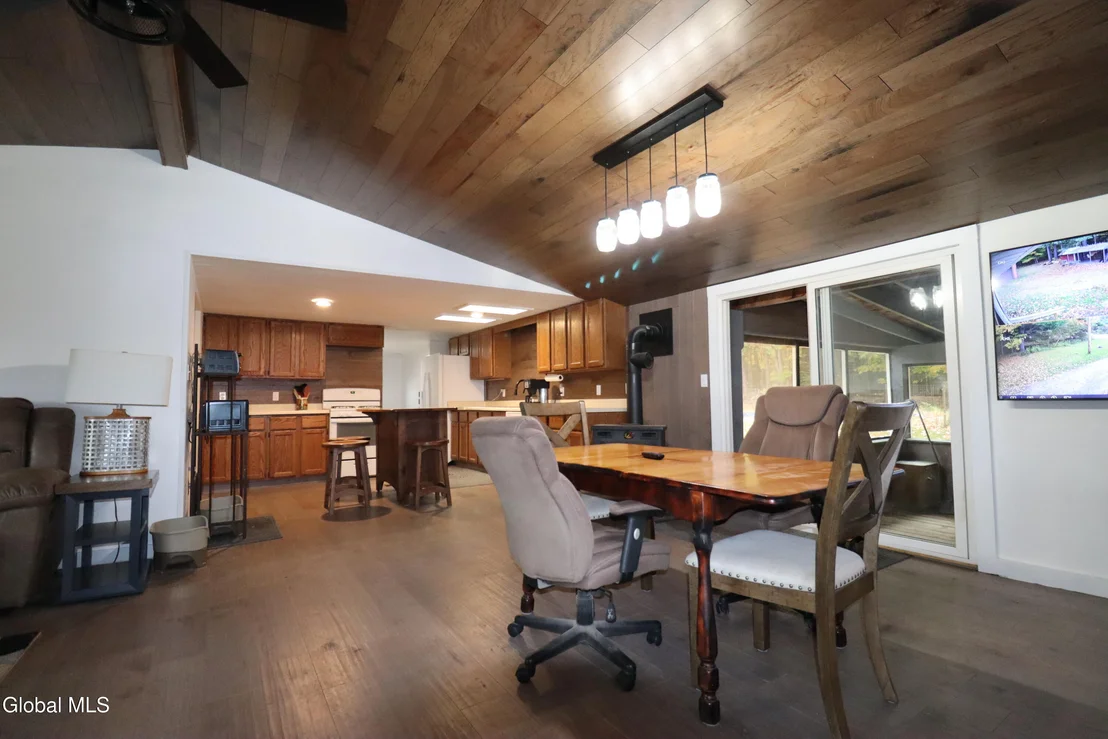 Photo of 48 Comstock Road