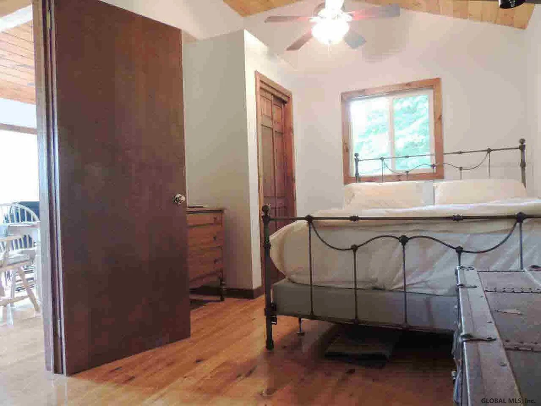 Photo of 167 Upper Road Way